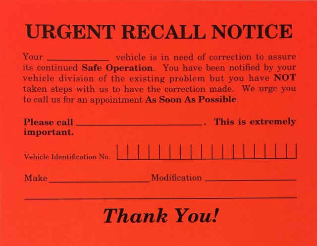 AP-RT-6 • Urgent Recall Notice Postcards